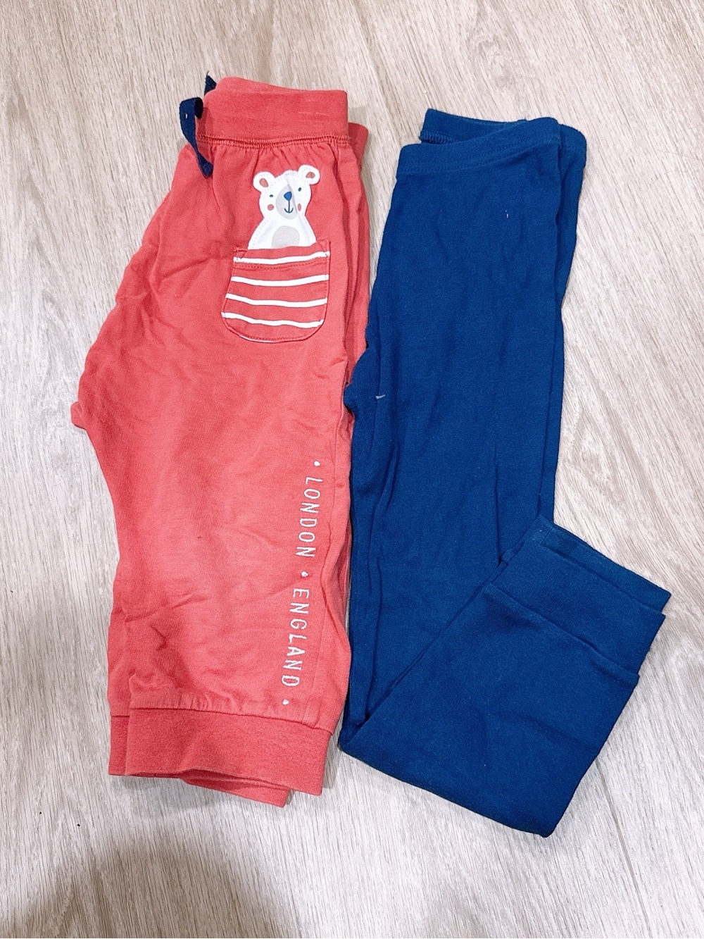 Kids Red & Blue Bear Pocket Joggers & Gap pants